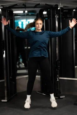 Active loose fit long sleeve -*Careless Hot