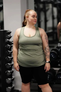 Active scrunch shape midi biker shorts - Black*Careless Hot