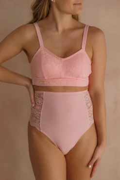 Ada Flower High Waist -*Careless Hot