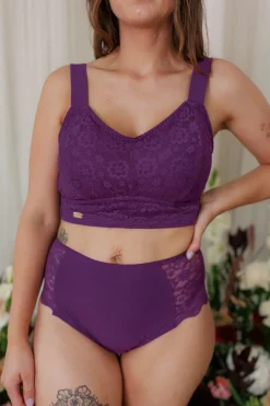 Aline Flower Big Cup BH -*Careless Online