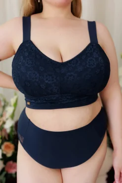 Aline Flower Big Cup BH - Mørk blå*Careless Fashion