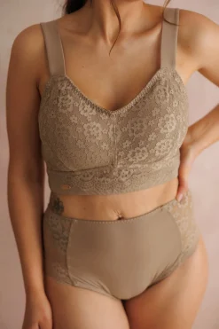 Aline Flower Bra Big Cup -*Careless Fashion