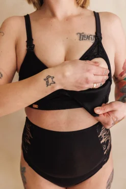 Alma Amme-BH Small Cup - Black Onyx*Careless Online