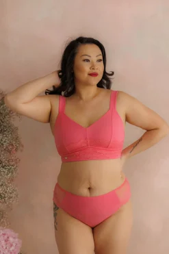 Amalie String -*Careless Online