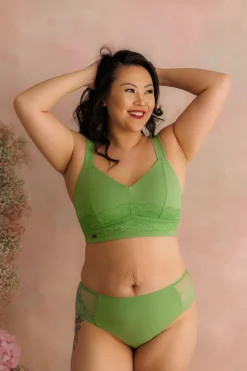 Amalie String -*Careless Discount