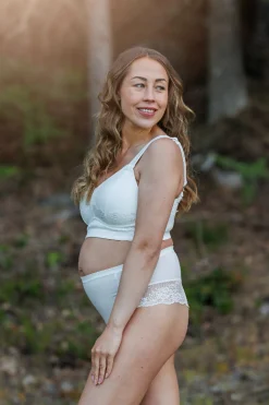 Amanda Basic Bra Big Cup -*Careless Hot