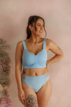 Amanda Basic Bra Big Cup -*Careless Clearance