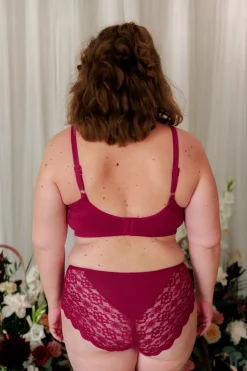 Amanda Small Cup BH -*Careless Best