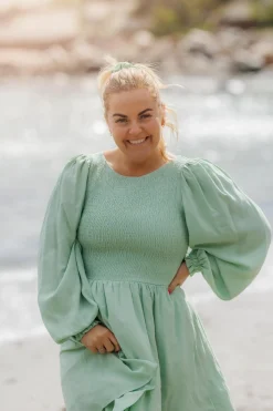 Anna Solid kjole -*Careless Sale