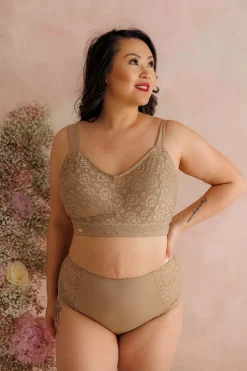 Anne Flower Mid Waist -*Careless Outlet