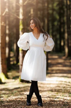 Belle Kjole -*Careless Fashion