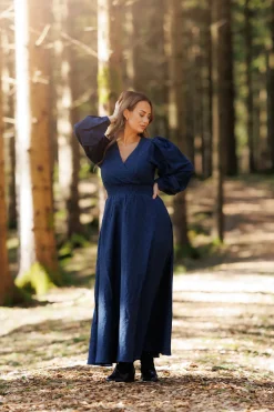 Belle Maxikjole - Marineblå*Careless Clearance