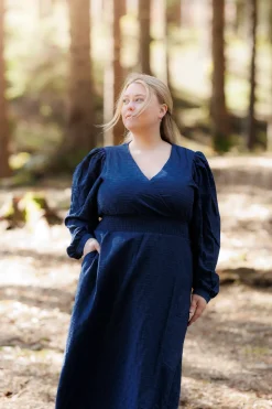 Belle Maxikjole - Marineblå*Careless Clearance