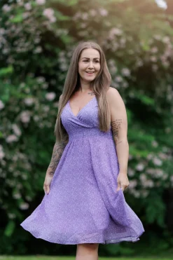 Belle stroppekjole -*Careless Sale