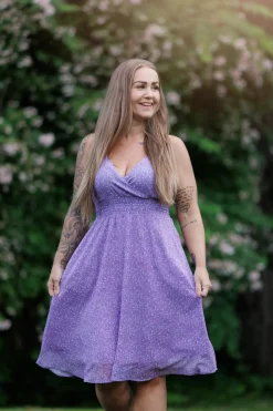 Belle stroppekjole -*Careless Sale