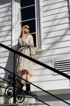 Bianca kjole -*Careless Outlet