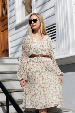 Bianca kjole -*Careless Outlet