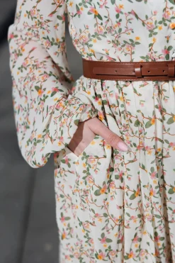 Bianca kjole -*Careless Outlet