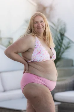 Cuba Ruffles bikinitopp - Lyserosa - Flower Paint*Careless New