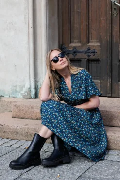 Iselin kjole -*Careless Discount