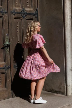 Iselin kjole -*Careless Online