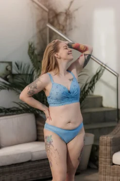 Ruffles Bikinitruse -*Careless Hot