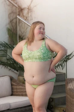 Ruffles Bikinitruse -*Careless Clearance