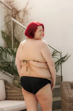 Ruffles Bikinitruse -*Careless Discount