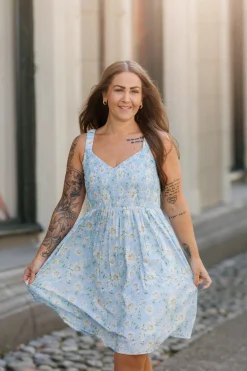 Vera Kjole -*Careless Outlet