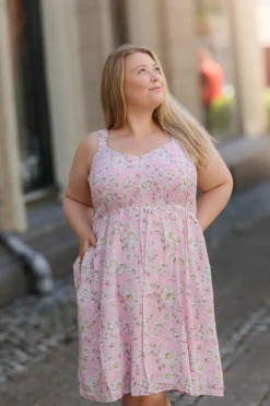 Vera Kjole -*Careless Sale